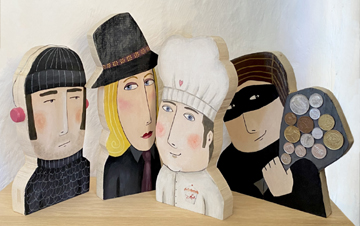Holzfigur